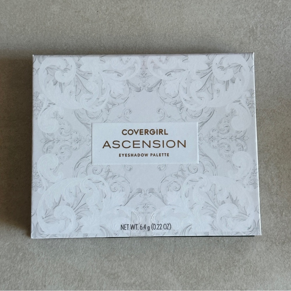 CoverGirl Ascension Eyeshadow Palette – 12 Versatile Matte and Shimmer Shades